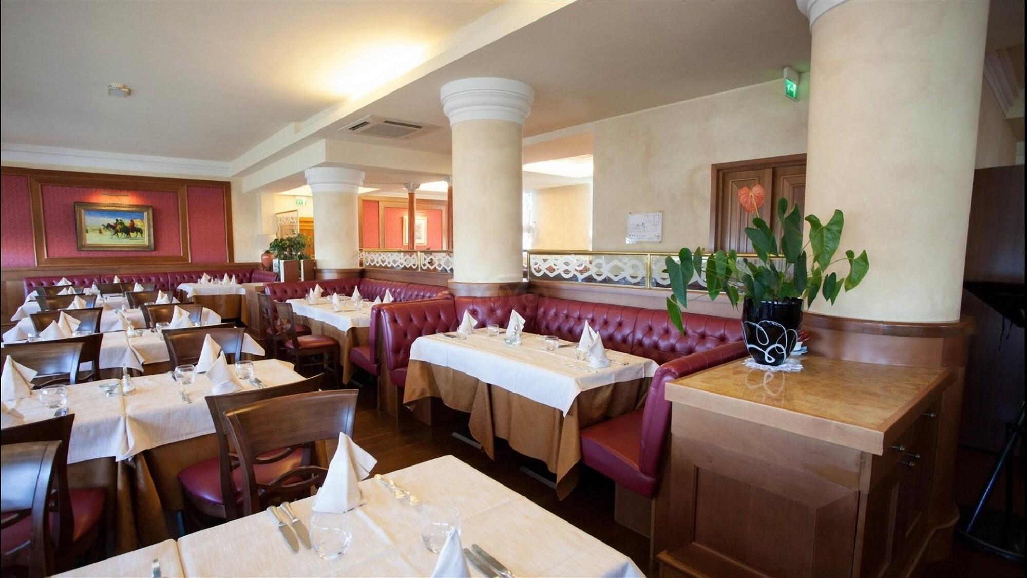Hotel Principe Palace Lido di Jesolo Ngoại thất bức ảnh