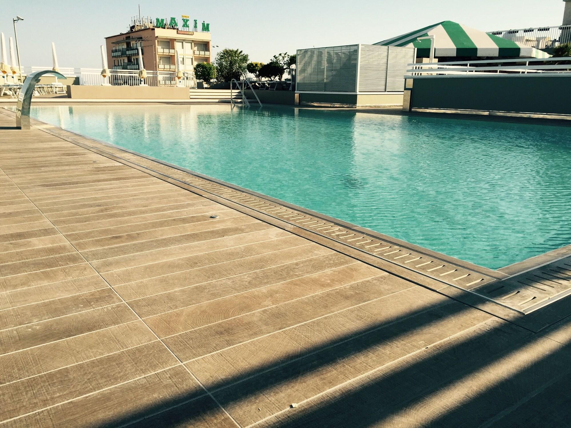 Hotel Principe Palace Lido di Jesolo Ngoại thất bức ảnh